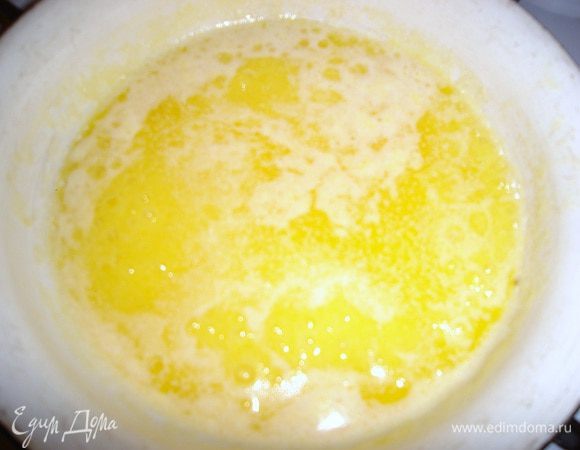 разогреть духовку до 180 градусов. растопить масло.