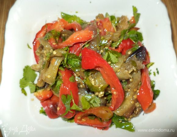 перед подачей салатик перемешать