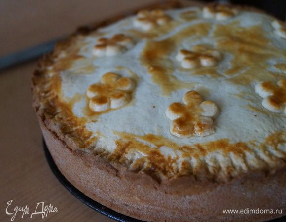 Выпекать пирог в разогретой до 180 градусов духовке 45-50 минут. После этого дать пирогу остыть и убрать в холодильник до полного остывания. Приятного чаепития!!!