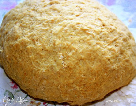 Оставить для выбраживания под пленкой или крышкой на 3-4 часа при 28-29С. В конце расстойки увеличивается в 3-4 раза.