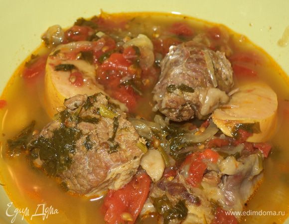 Хашлама готова, сервируем и зовем всех за стол! Это очень вкусно!