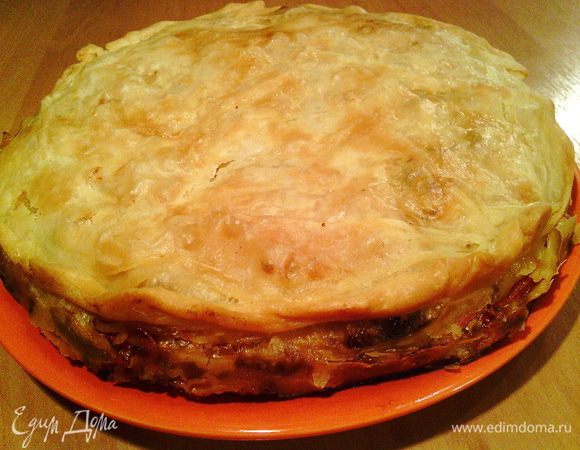 Достаём пастийю из духовки. Пусть немного остынет и можно подавать. 