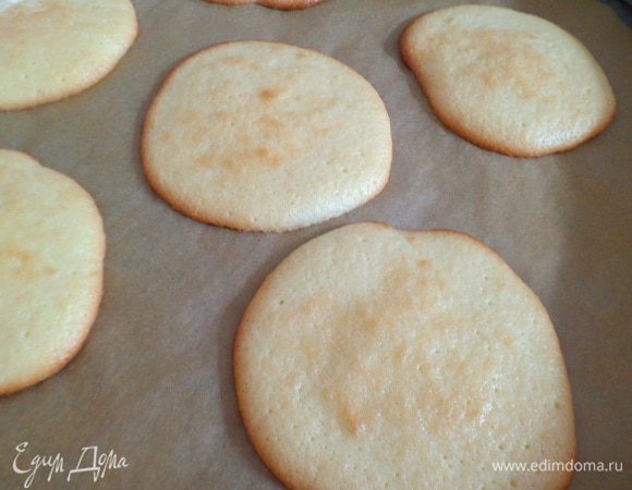 выпекать до легкого зарумянивания