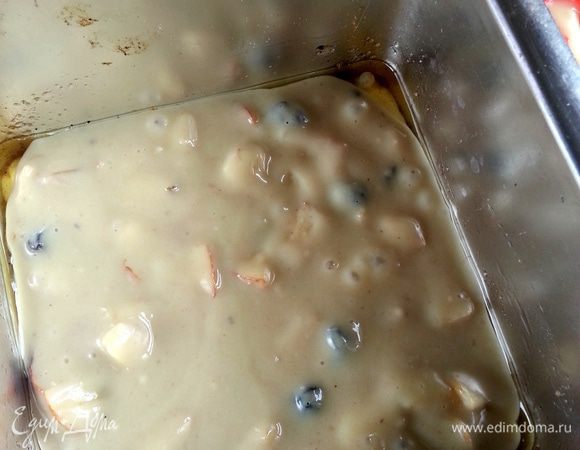 Смазываем обильно и выкладываем остатки!