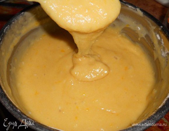 Тесто должно получиться жидковатым, тесто нужно поставить на ночь в холодильник