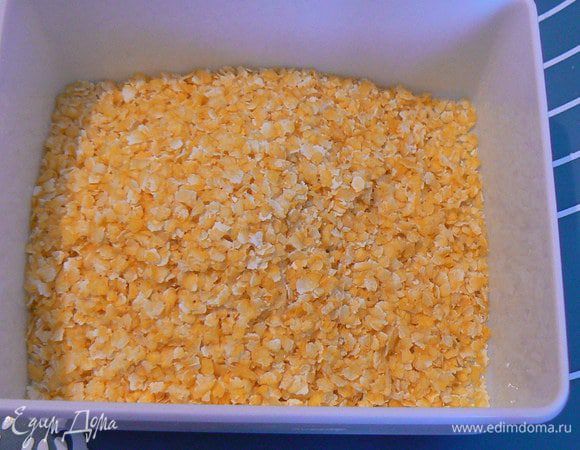 отвесить  и добавить хлопья