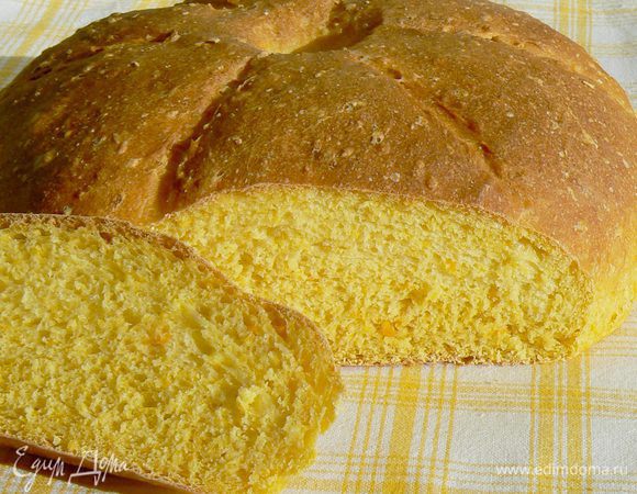 Выпекать первые 10 минут с паром, потом понизить температуру до 200 ° и выпекать еще 35-40 минут.
Остудить хлеб на решетке. 