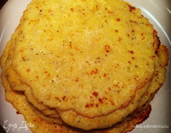 Вот такие румяные, солнечные, вкусные блины получаются в результате.