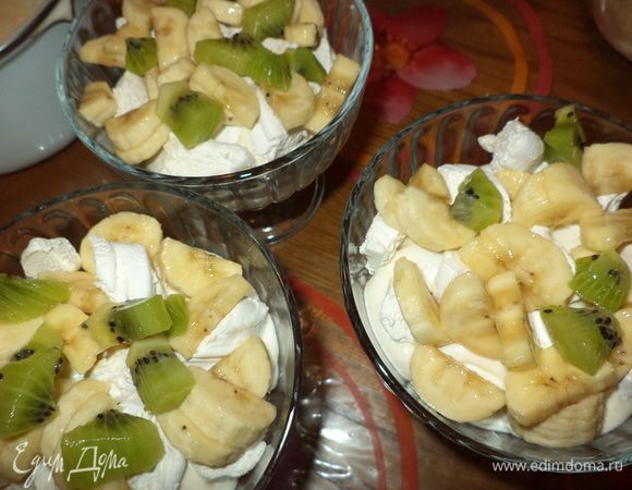 фрукты и зефир...