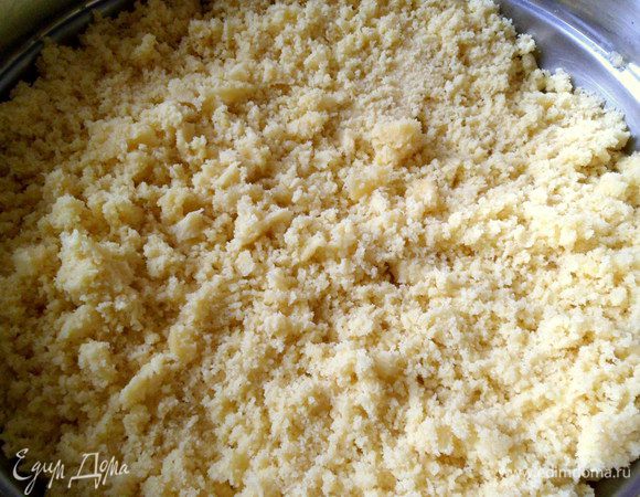 руками хорошо перемешать,накрыть пленкой и оставить на сутки (это долго, я оставляла на ночь), в процессе несколько раз перемешивать тесто