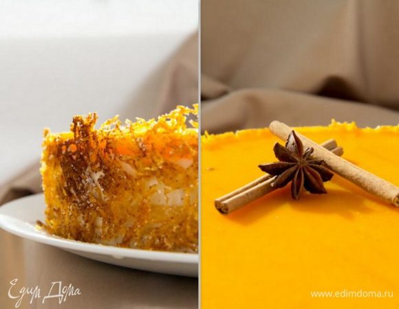Окончательная сборка:
Вынимаем чиз из холодильника из формы. Украшаем бока ажурной салфеткой из тыквы, а сверху звездочкой бадьяна и палочками корицы.