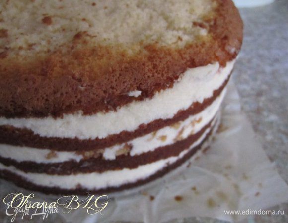 Достать торт из формы.