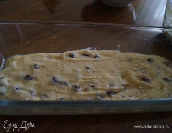 затем тесто с шоколадом