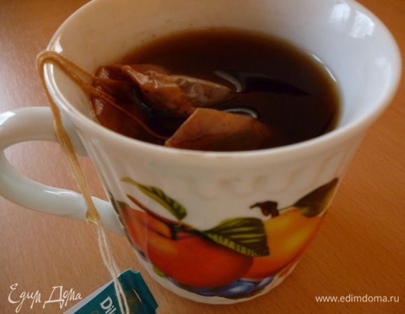 Заварите чай. Я использовала 3 пакетика. 