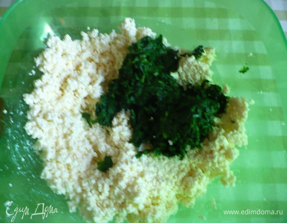 Отвариваем потом в подсоленной кипящей воде, как всплывут, так 2 минуты еще варим и все. 