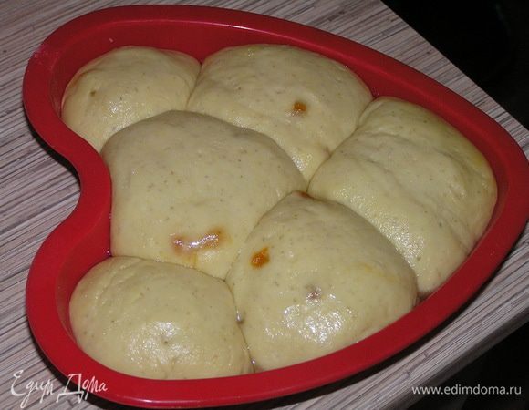 Оставить в теплом месте на 30-40 минут.
