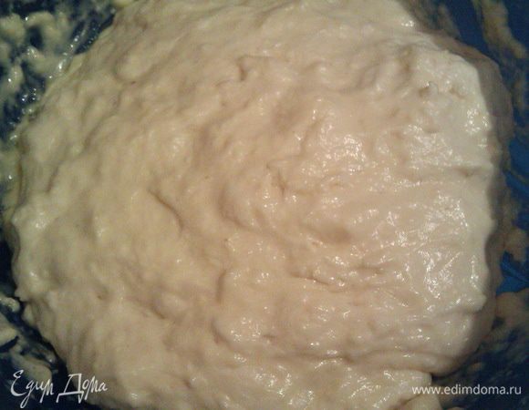 Накрываем полотенцем и даем подняться в тепле 1 час. Разогреваем духовку до 200 град.