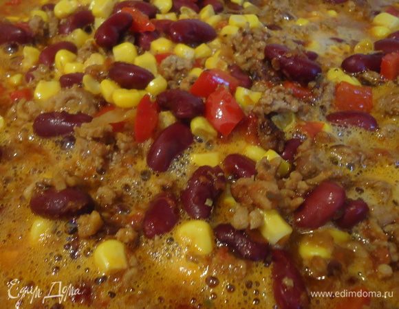 ... заливаем пивом и тушим еще полчаса, пока не испарится пиво.