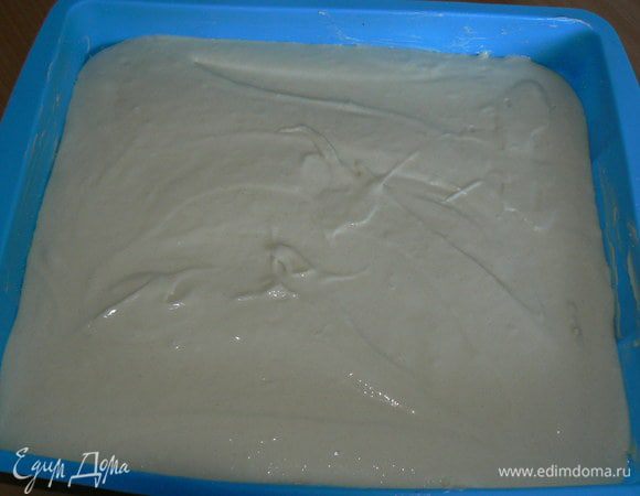 и поставить в горячую духовку (200°C) на 10 минут.