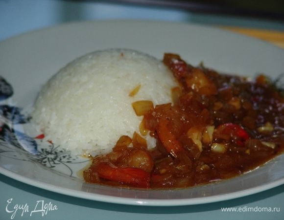 Посыпаем орешками. Цитируя автора, "соус нереально вкусный". 
Приятного аппетита!
