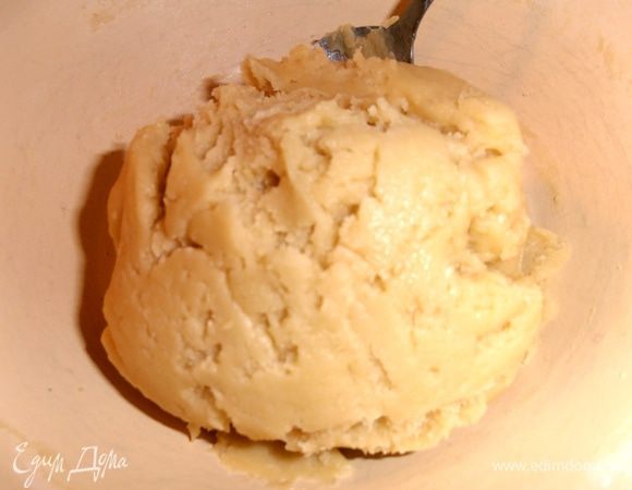 Вот такой колобок теста получился!