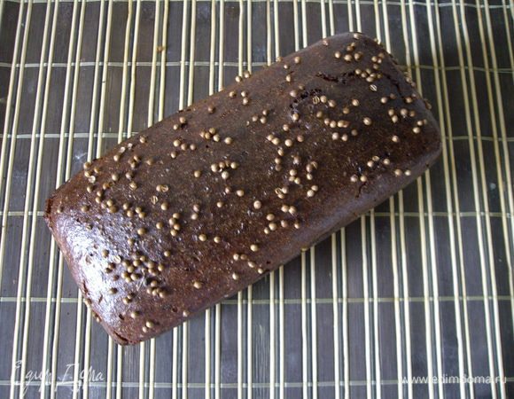 Готовый хлеб сразу смазать кисельком и оставить на решетке остывать. 
Перед употреблением, необходимо обязательно дать время хлебу отдохнуть, часов 10-12, это нужно для стабилизации мякиша.
Хлеб получается наивкуснейшим! Хрустящая корка, нежный мякиш, очень, очень богатый вкус и аромат - настоящий ржаной хлеб!

Источник: 350 сортов хлебо-булочных изделий". Плотников П.М., Колесников М.Ф., 1940 год.
registrr (Сергей) и mariana_aga( Люда ).
