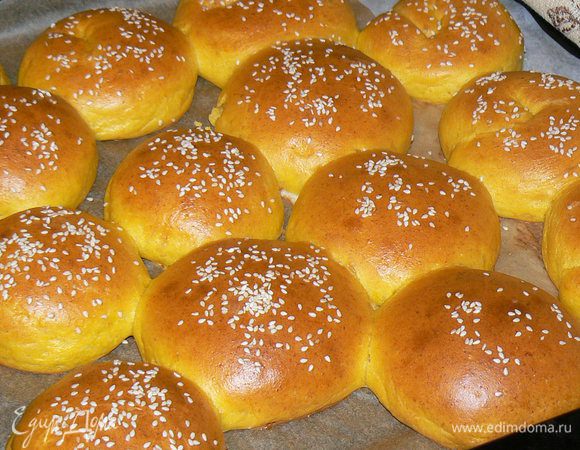 булочки можно кушать и с вареньем и с сыром,и просто так!