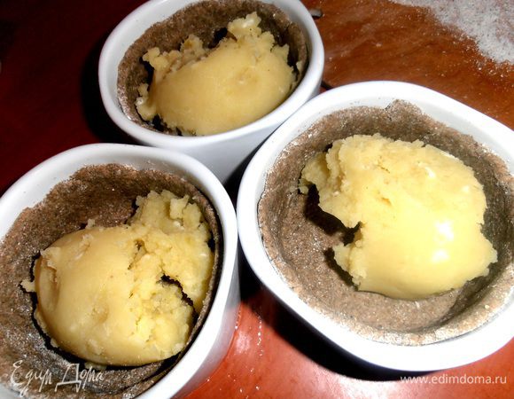 Всё как в больших: сначала пюре...