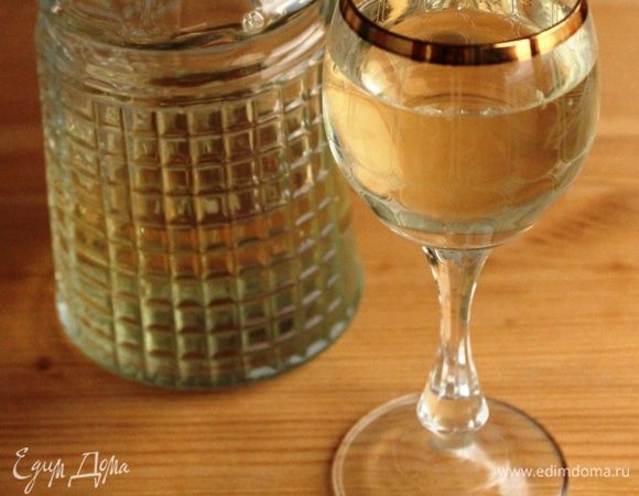 Добавить вино и все хорошо перемешать...