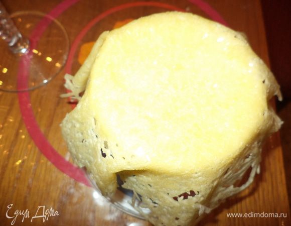 Быстро "надеть"  блинчик на форму можно пиалу или стакан или чашку,