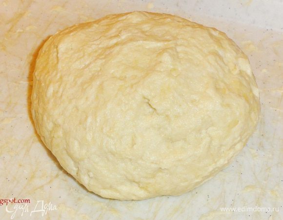 Заверните его в пленку и уберите в холодильник на 30 минут.