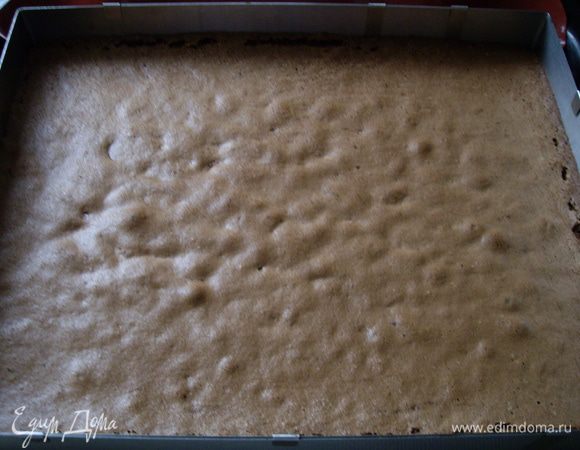 Испечь корж.
