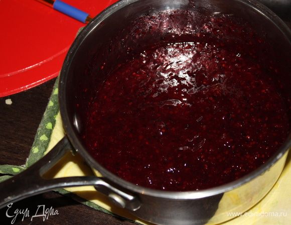 Протереть через сито.