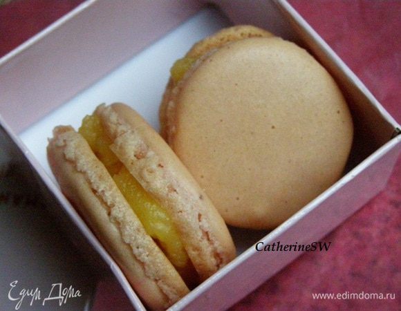 Мои первые макарон (на французской меренге).