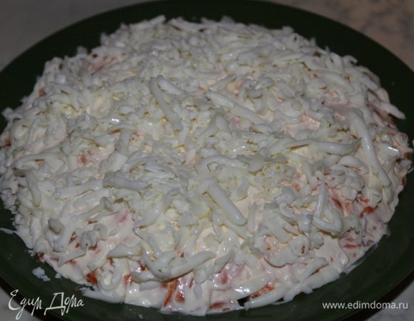 Слой натертого яичного белка.