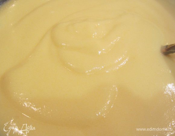 Крем за ночь хорошо загустеет и будет легко с ним работать.