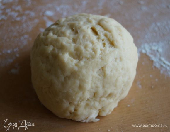 и замесить эластичное тесто