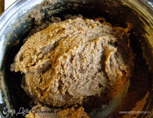 Хорошо вымесите и остудите. 