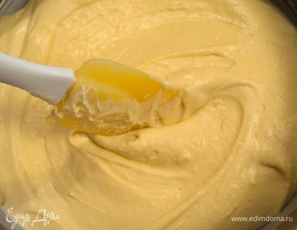 разравниваем лопаткой...