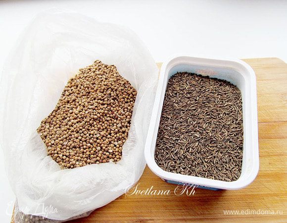 Обязательно воспользоваться узбекскими специями - зирой и кориандром.