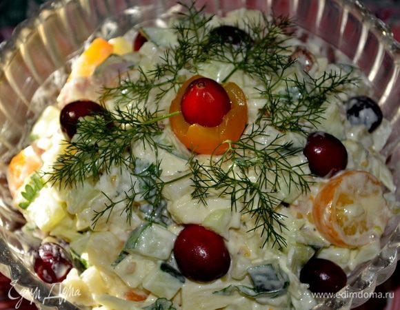 Украсить зеленью и ягодами. Приятного аппетита!!!!