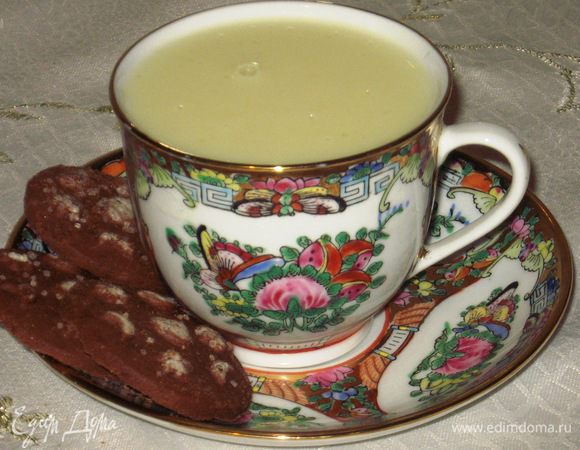 Разливаем шоколад по чашкам и наслаждаемся.Приятного аппетита:)