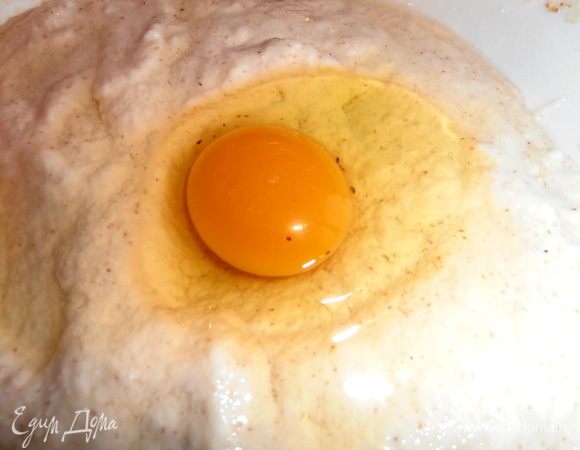 Утром вбить сырое яйцо...