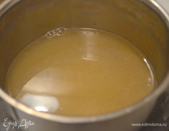 желатин распустить на среднем огне на плите