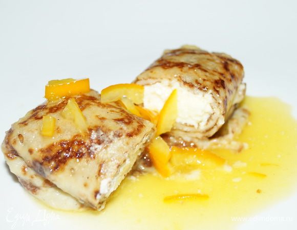 Готовые блинчики перед подачей полить апельсиновым соусом. Приятного аппетита!!!