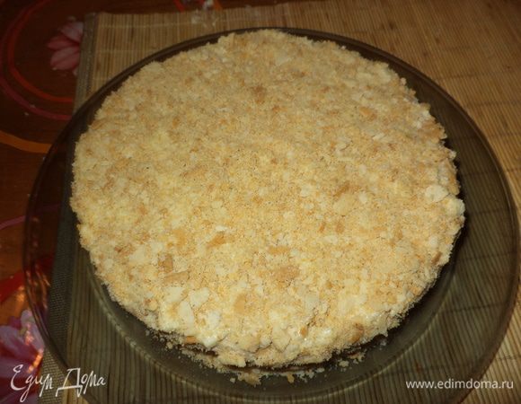 торт готов, осталось только выдержать его часа 2-3 в тепле (в комнате), а потом можно убирать в холодильник! и Ждать, некоторые до трех суток  выстаивали!