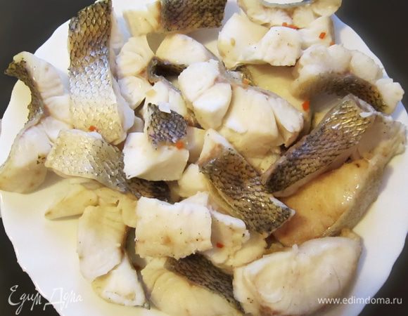 Кусочки рыбы после варки должны остаться целыми, не разваливаться.