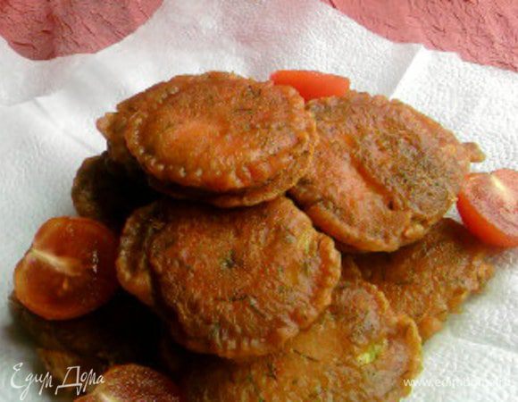 Овощи окунать в кляр, затем жарить на растительном масле при среднем огне с двух сторон до румяной корочки. Выложить на салфетку и подавать. Приятного аппетита!