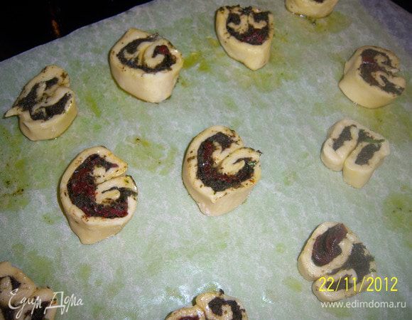 ...поставить листы в морозильник на 10 мин.