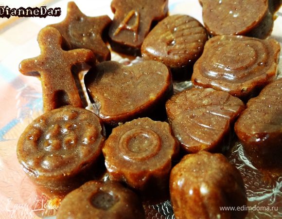 Ириски можно есть уже тогда, когда они свободно начнут отставать от формочек и полностью остынут. 